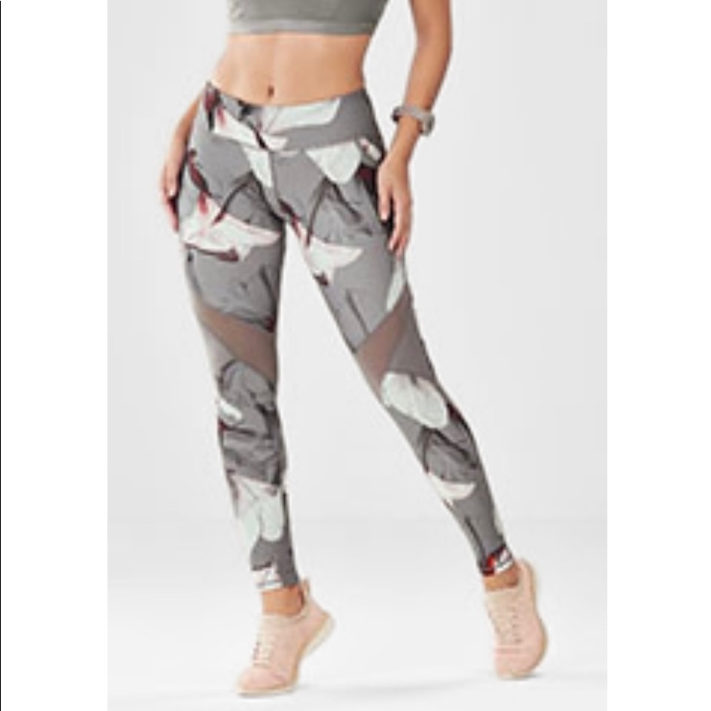 Fabletics gray pattern leggings